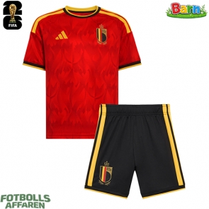 Belgien Hemmaställ Barn VM 2026 Kortärmad (+ Korta byxor)